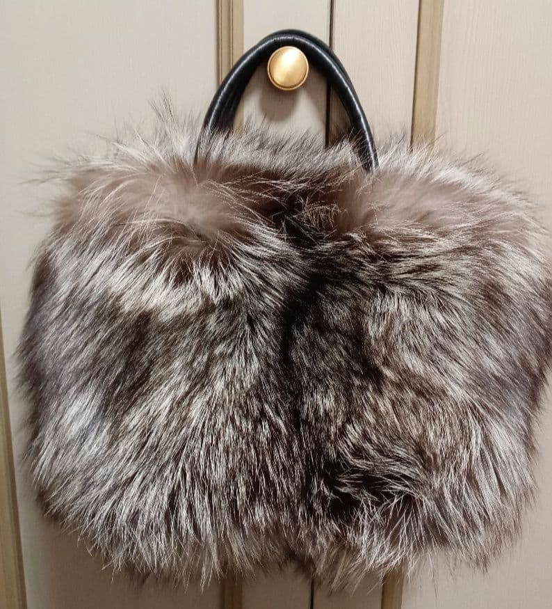 ♦【ちいさん】【UPCYCLE×FUR…】ファー バッグ ¥10,000 s-l400.jpg