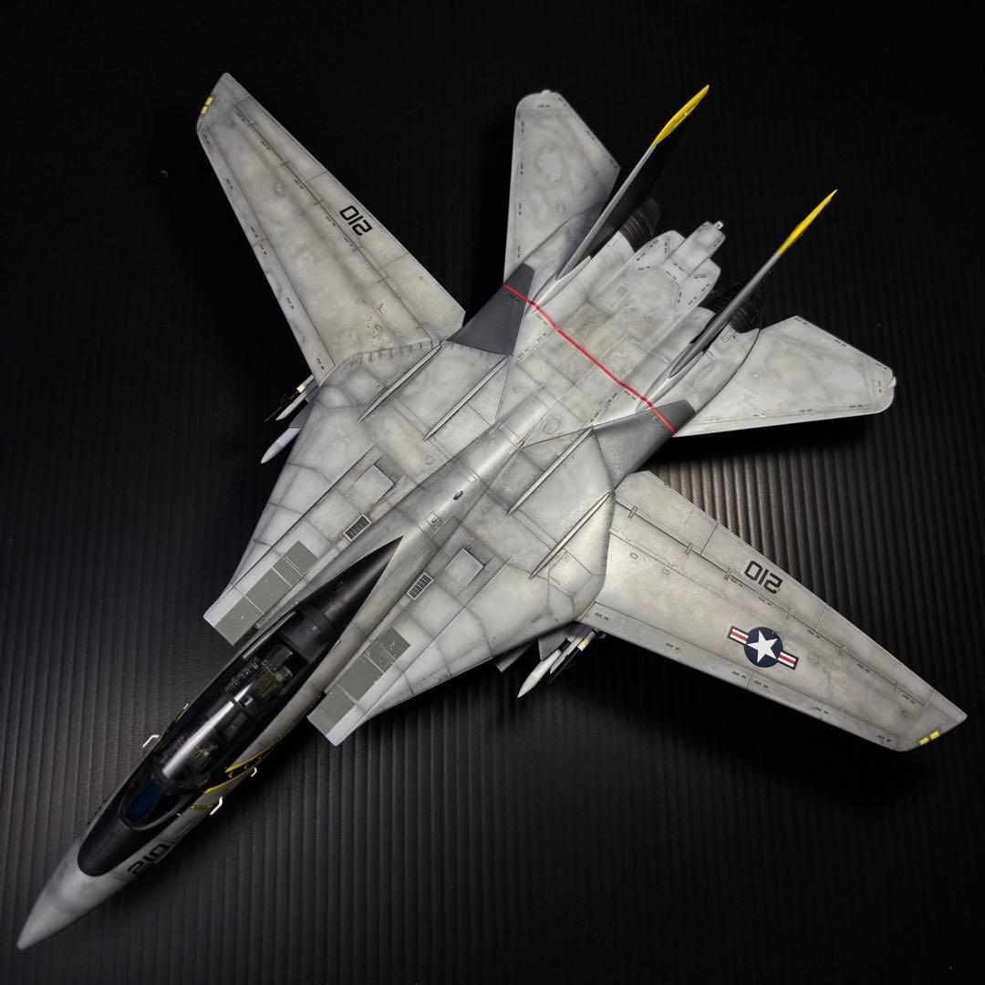 F-14A トムキャット ハイビジ 1/72プラモデル 完成品 Amazon | ハセガワ 1/72 アメリカ海軍 F-14A トムキャット ハイビジ