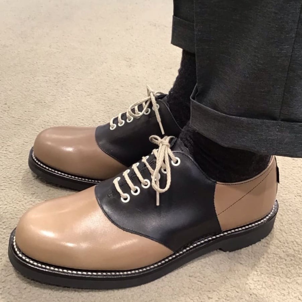 ビジネスやカジュアルシーンにも『サドルシューズ』 | 靴のリーガル