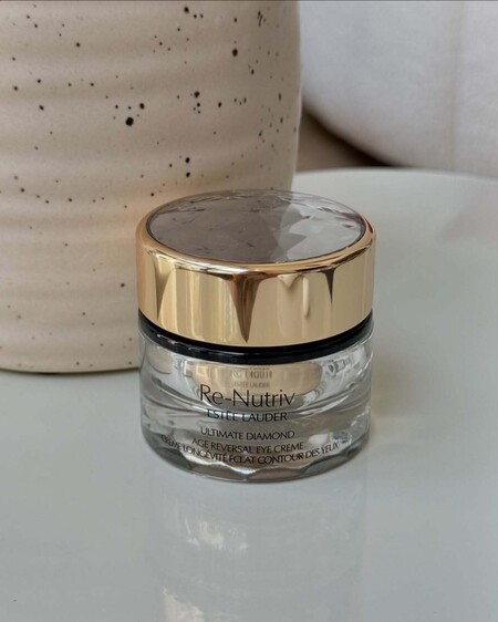 Re-Nutriv Ultimate Diamond Sculpted Transformation Creme
