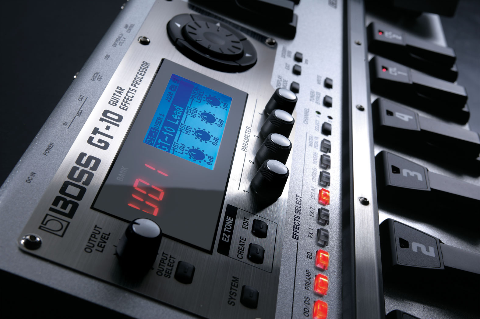 BOSS - GT-10 | Guitar Effects Processor