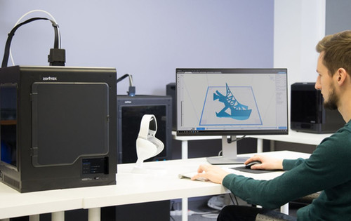 M200 Plus V2 | zortrax