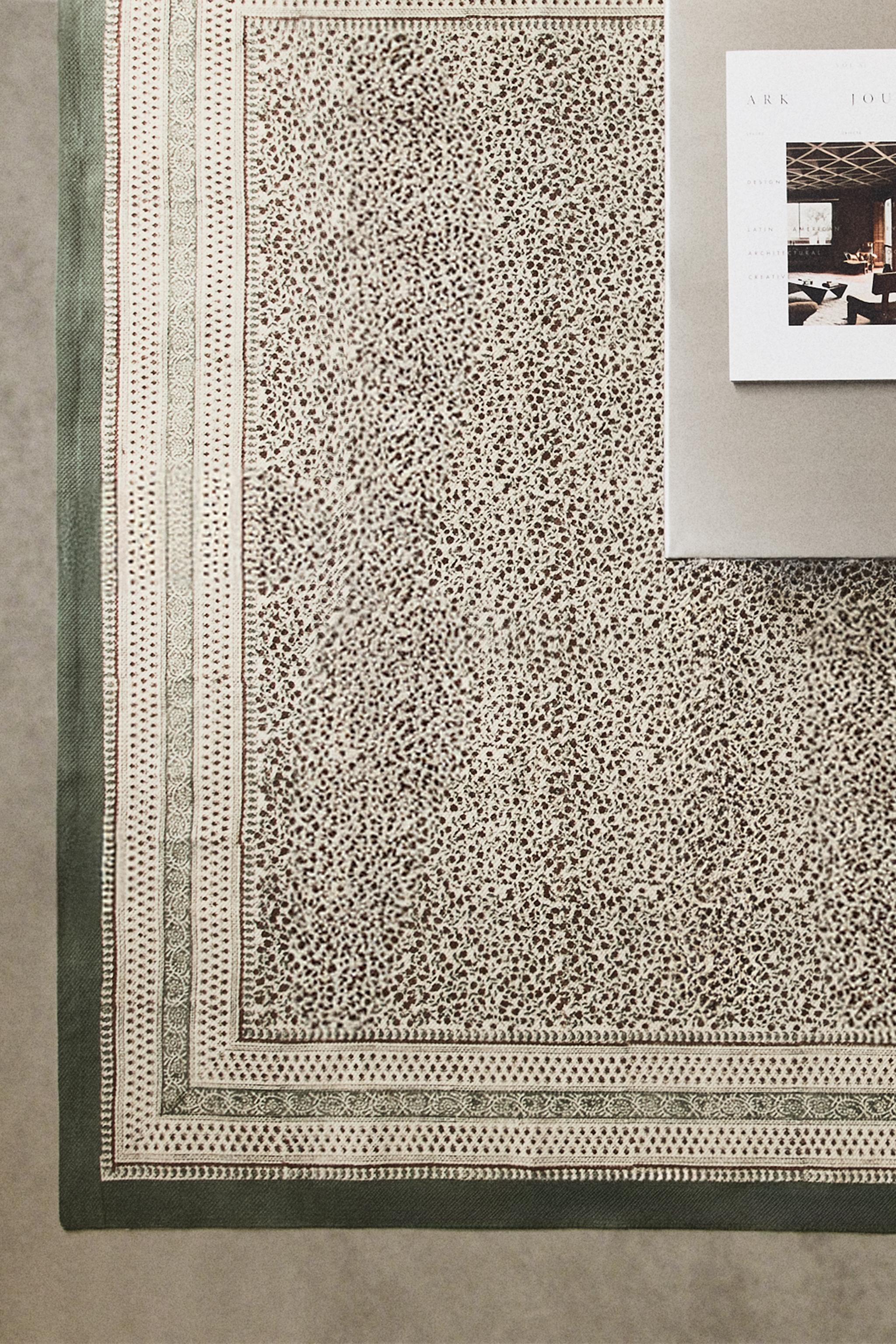 ラグ | ZARA 日本