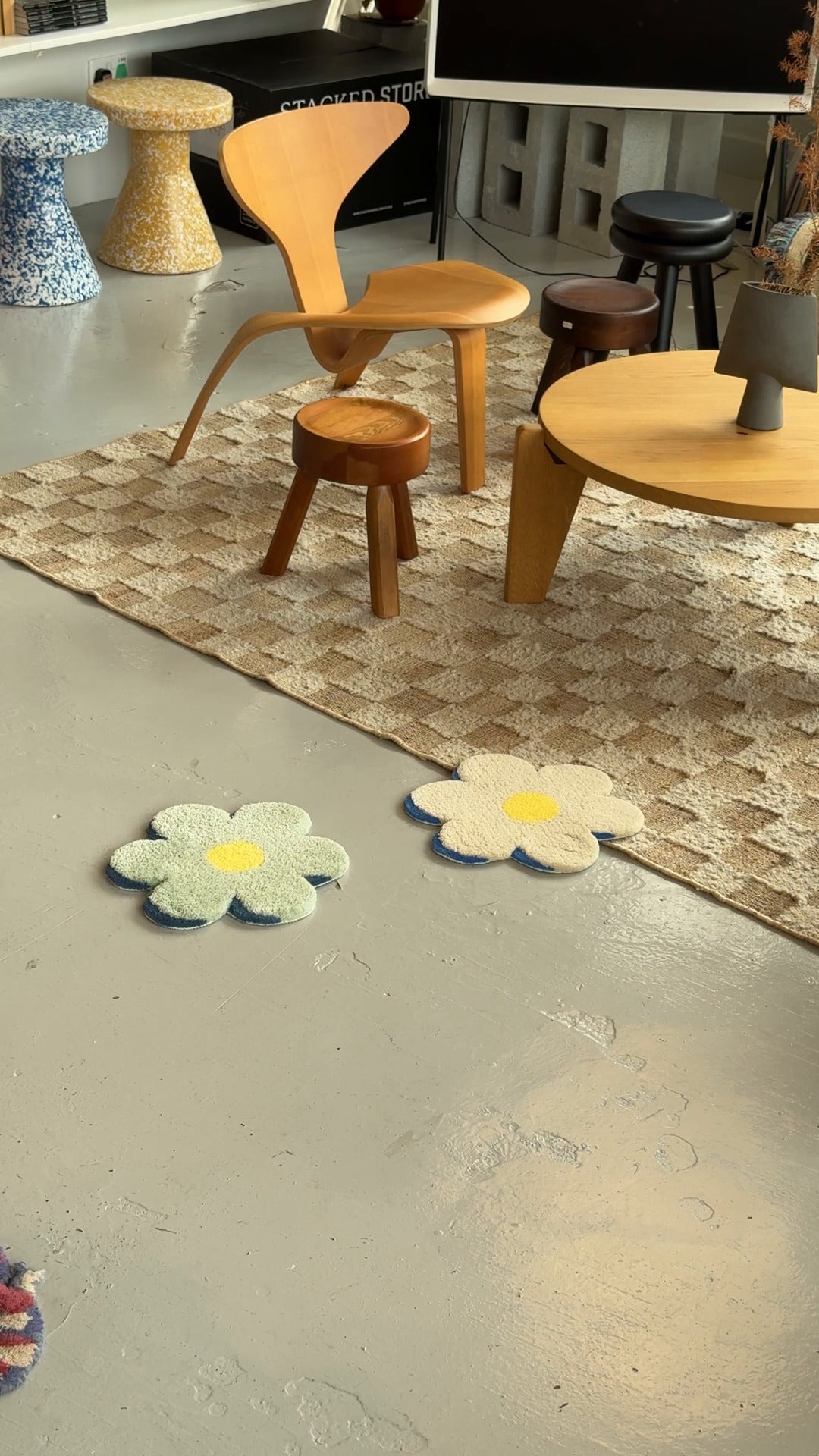 MIYOSHI RUG Flower Chair Rug C - Stacked Store