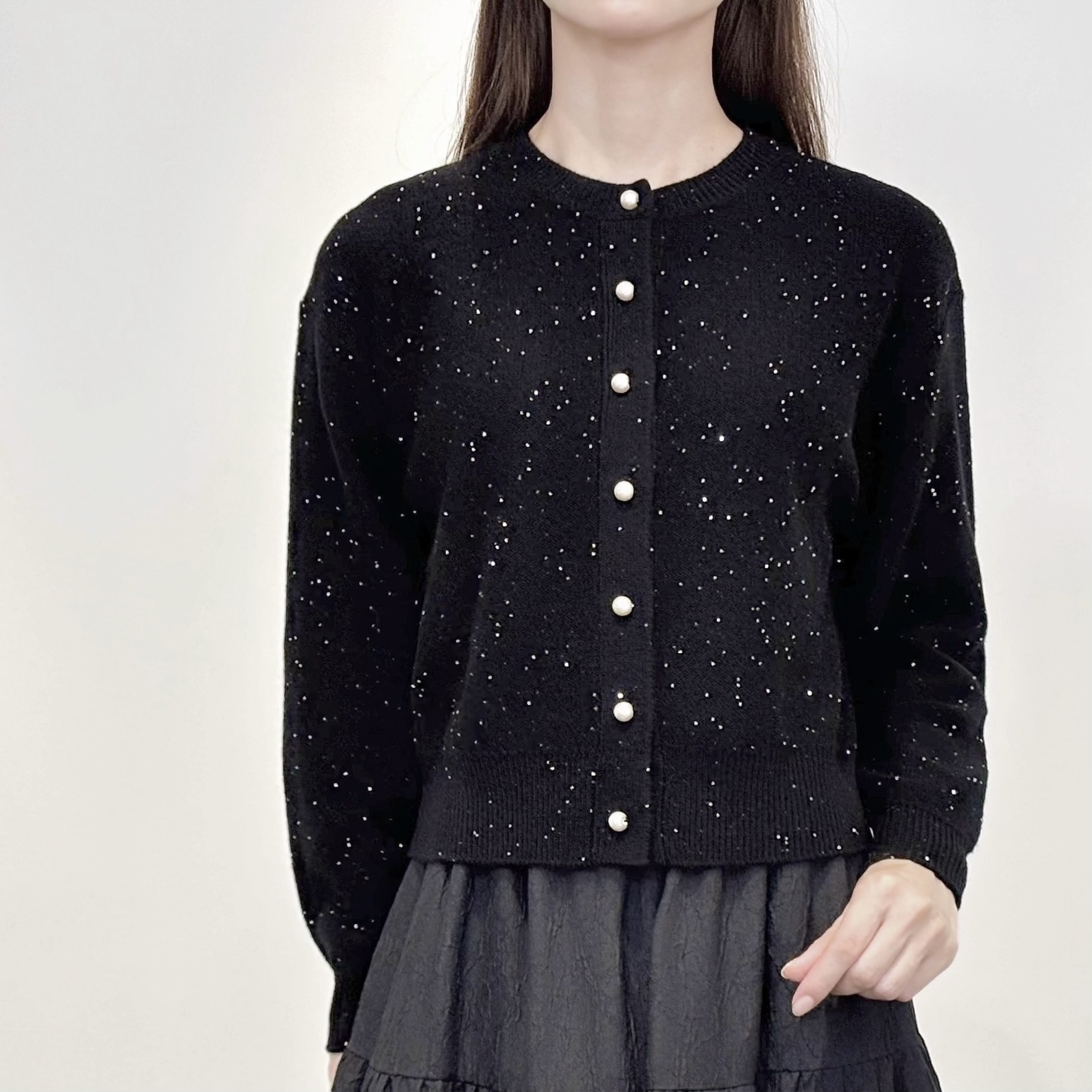 新作入荷情報〈ウールカシミヤスパンコールニットカーディガン