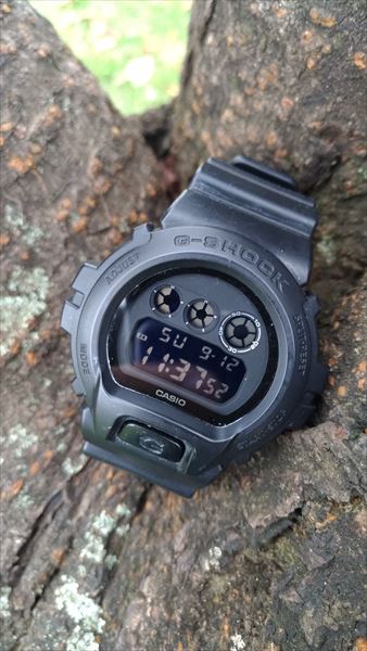 カシオ Gショック DW-6900 3つ目モデル (CASIO G-SHOCK DW6900BB-1