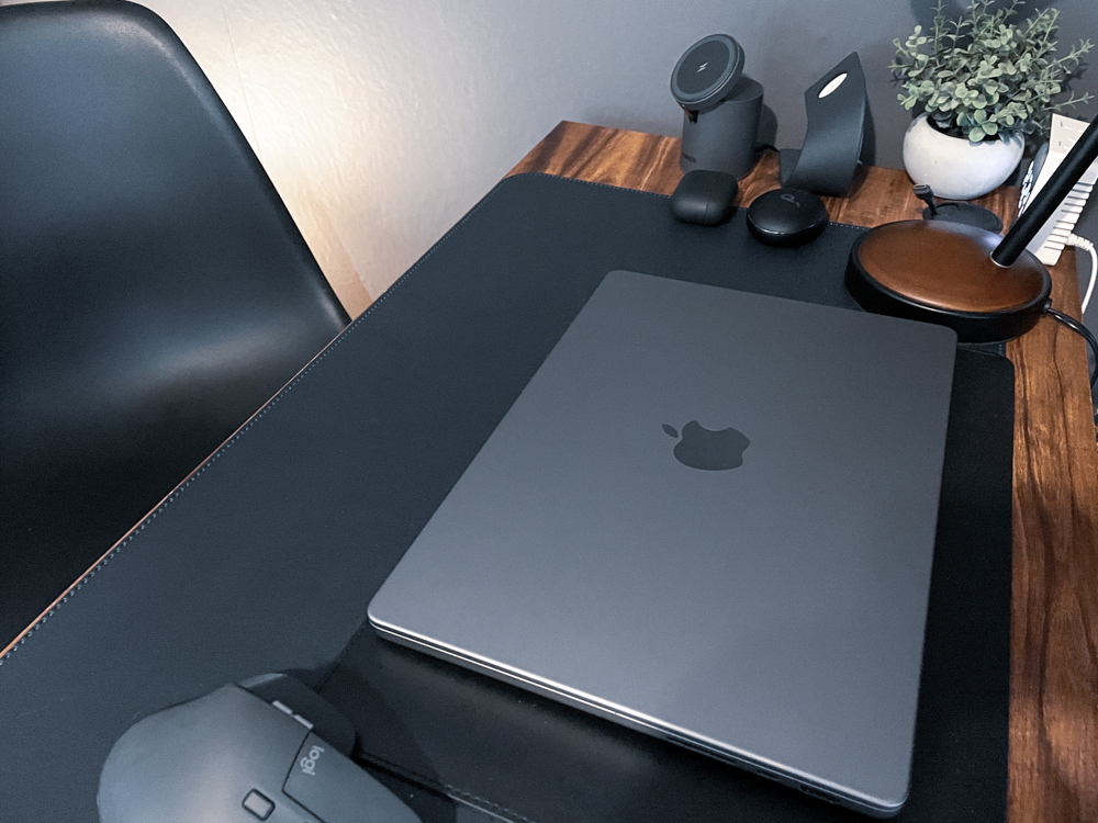 MacBook Pro (14-inch・M1 Pro・2021) スペースグレ