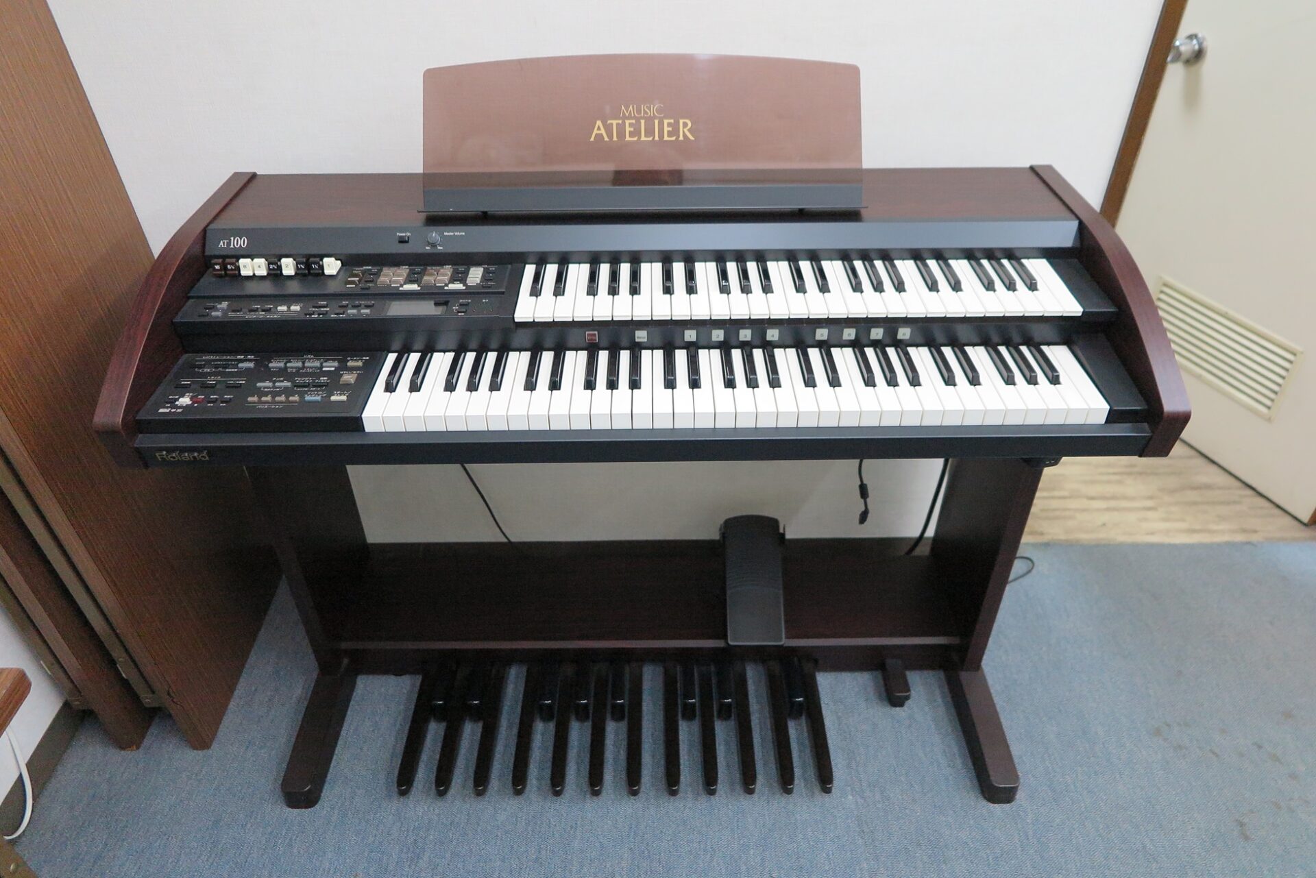Roland AT-100 電子オルガン Roland AT-100 電子オルガン Roland - AT