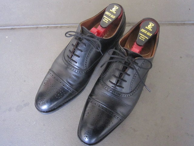 雨の日の革靴はスコッチグレインのシャインオアレインⅣがおすすめ