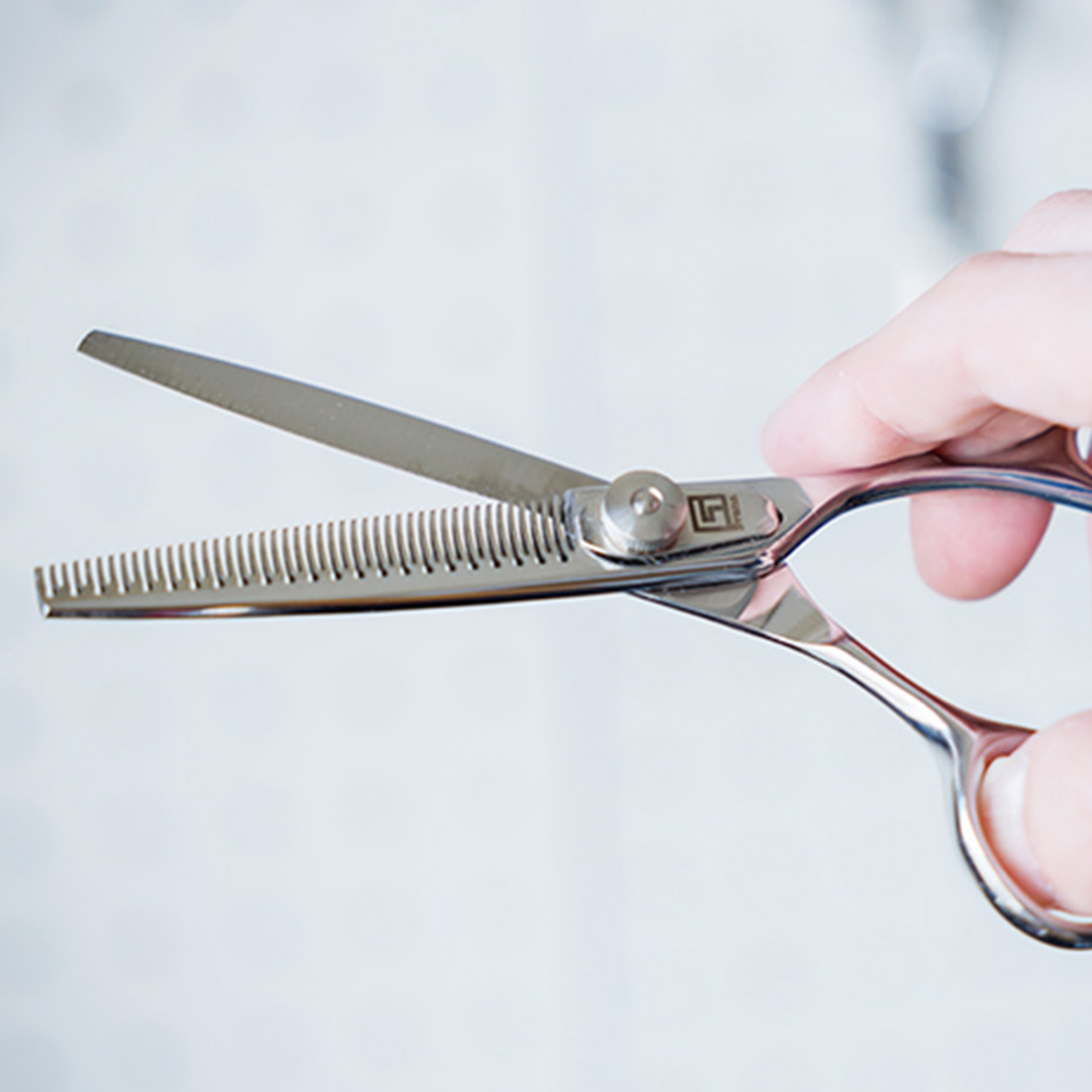 セニングシザーの選び方！「カット率」「櫛目」って何？｜トリマーに