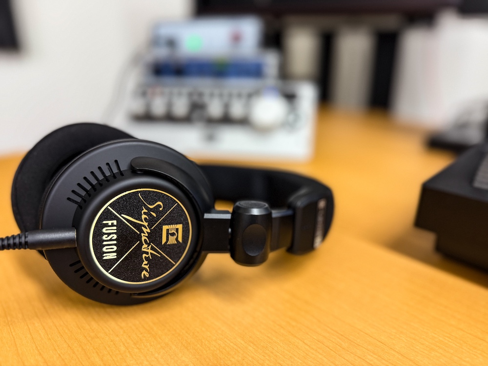 バランスの良さと広い音場を実現する待望の開放型ヘッドホン
